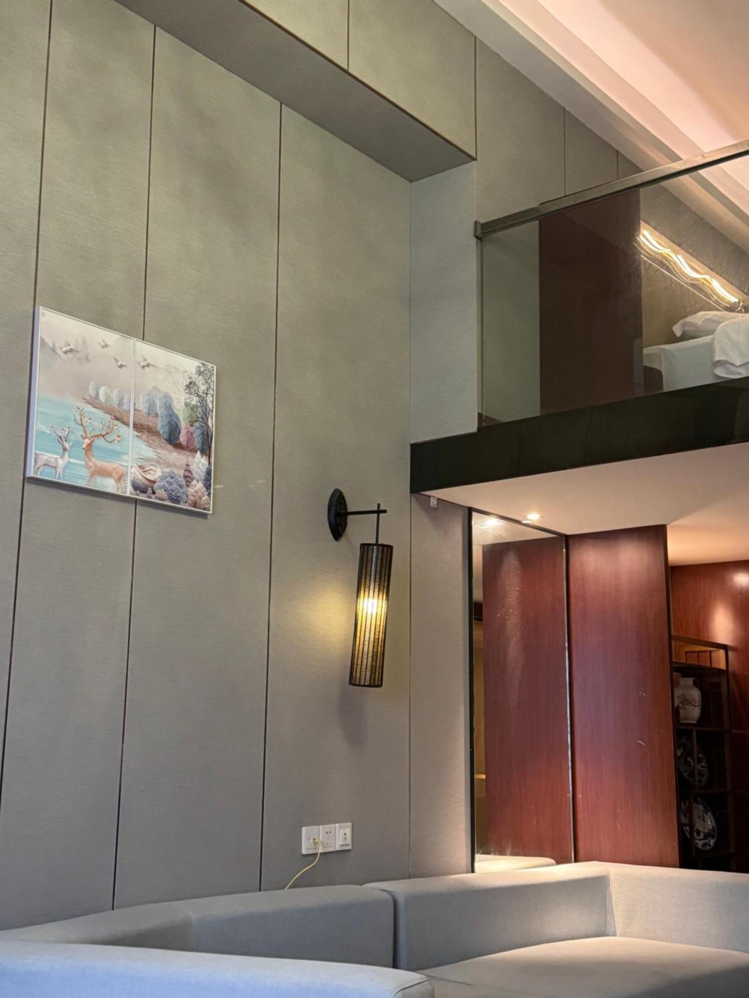 April Fair Duplex Apartment Guangzhou South Railway Station Ao Yuan Yue Shi Dai Branch Exterior foto