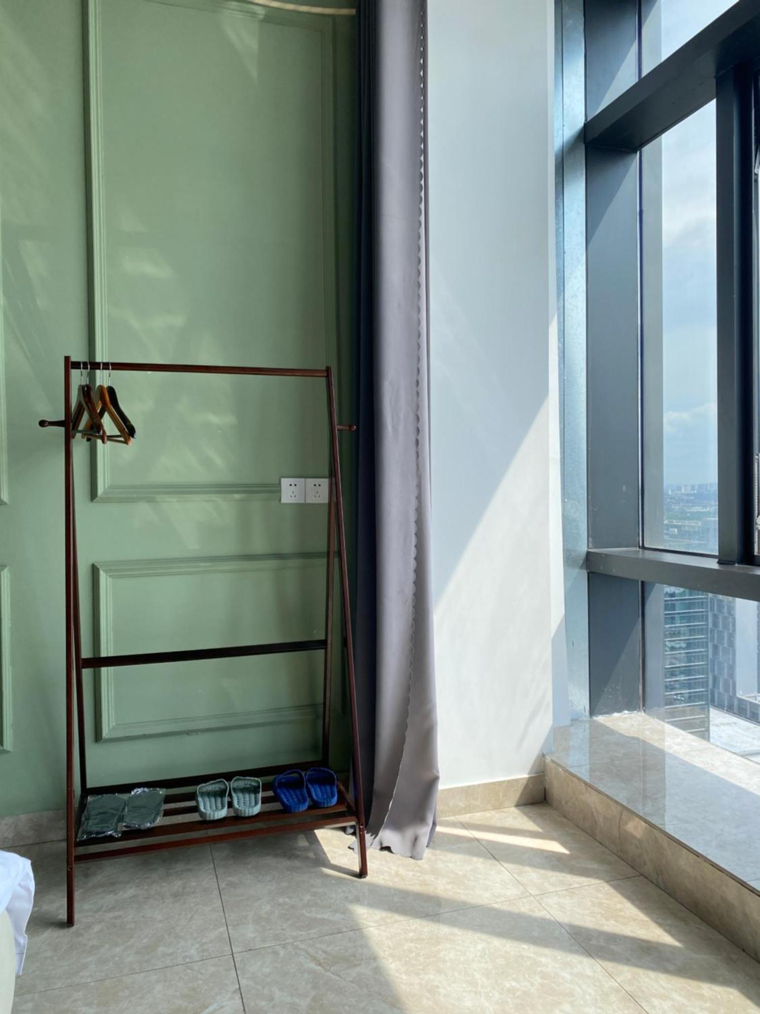 April Fair Duplex Apartment Guangzhou South Railway Station Ao Yuan Yue Shi Dai Branch Exterior foto